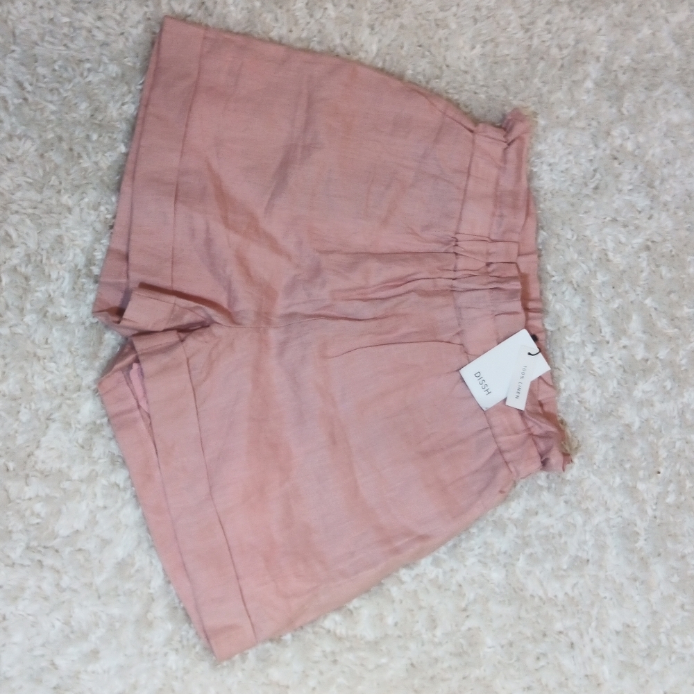 DISSH High-Waist Paperbag Shorts in Dusty Rose - Picture 6 of 8